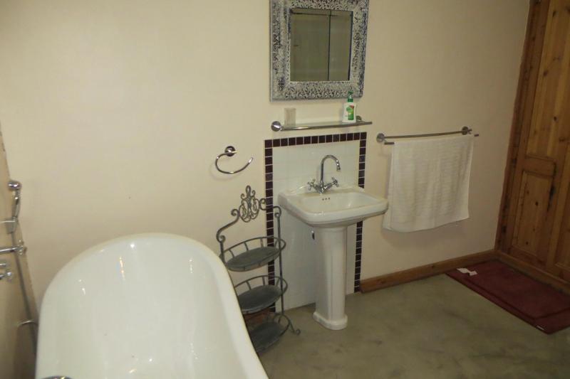 4 Bedroom Property for Sale in Nieu Bethesda Eastern Cape